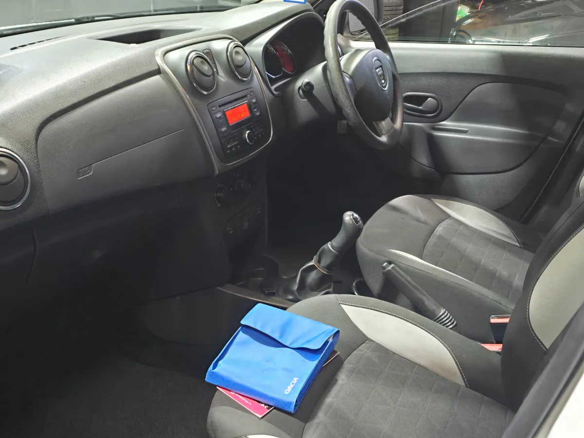 Dacia Sandero Stepway Hatchback, Diesel, 2015, White