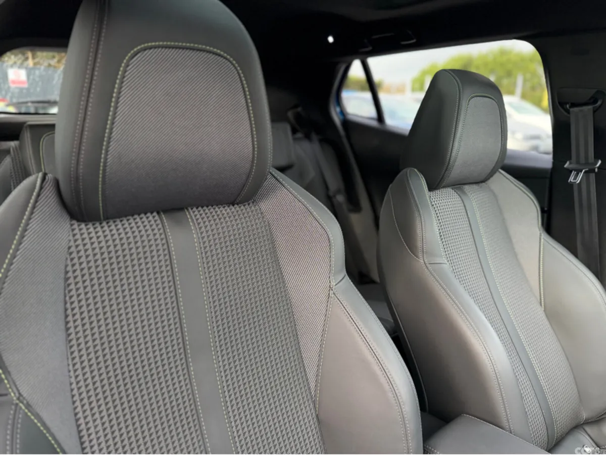 Peugeot 2008 SUV, Petrol, 2023, Blue