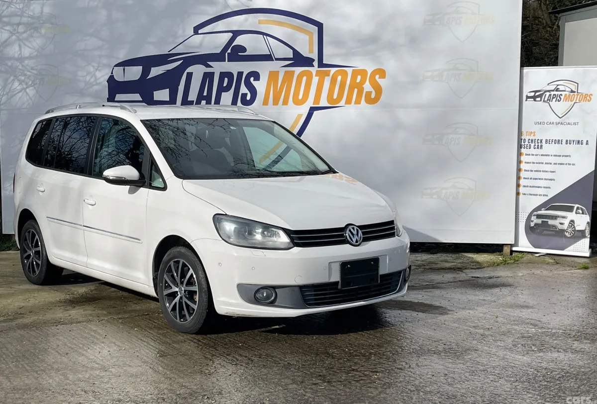 Volkswagen Tiguan MPV, Petrol, 2013, White