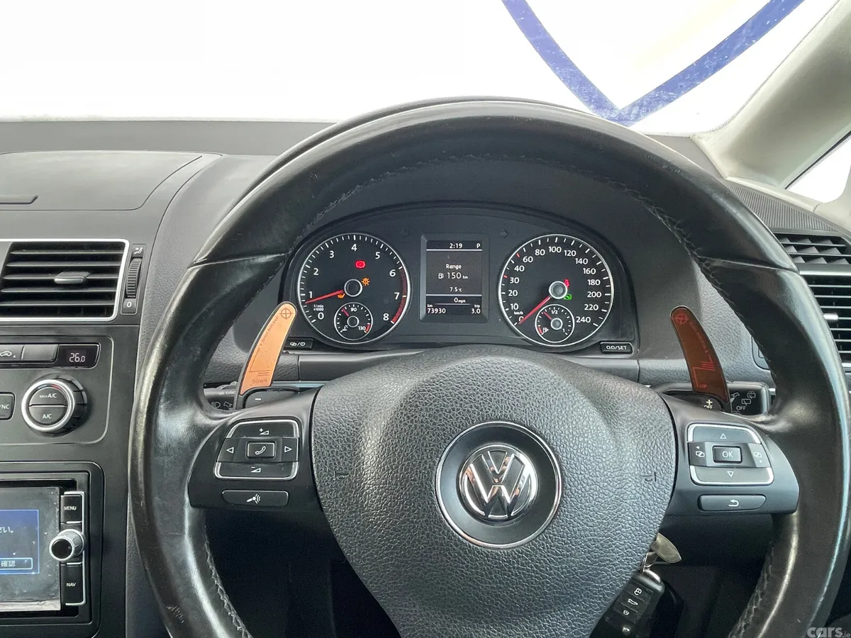 Volkswagen Tiguan MPV, Petrol, 2013, White