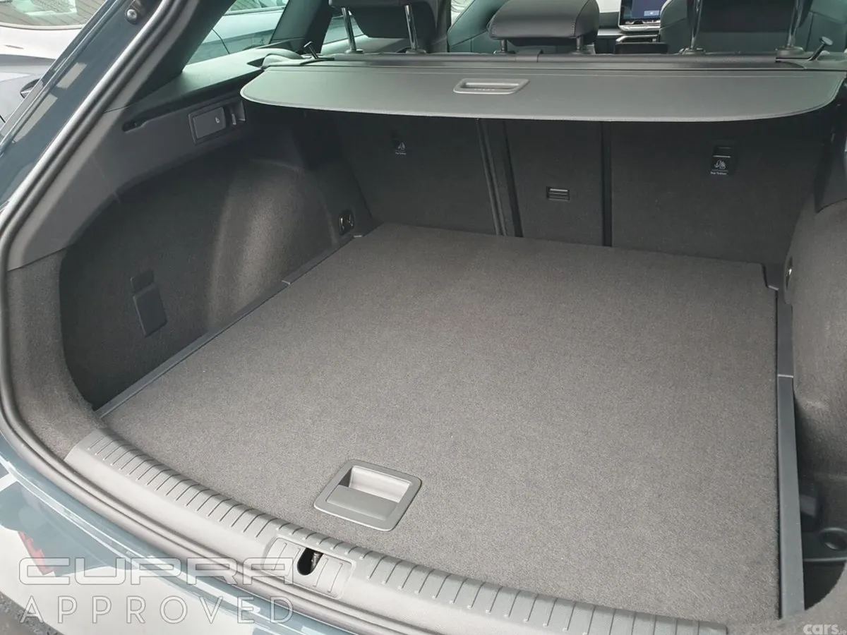 Cupra Leon Estate, Diesel, 2025, Blue