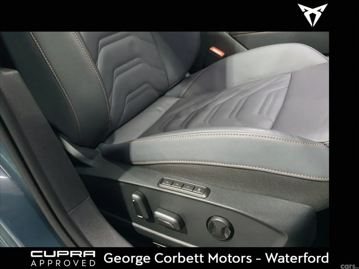 Cupra Leon Estate, Diesel, 2025, Blue