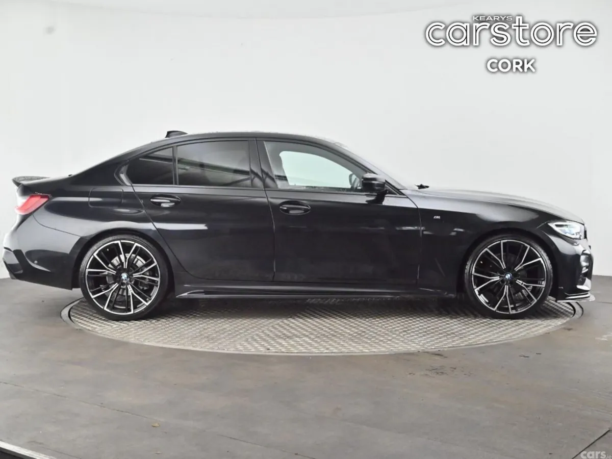 BMW 3-Series Saloon, Diesel, 2022, Black