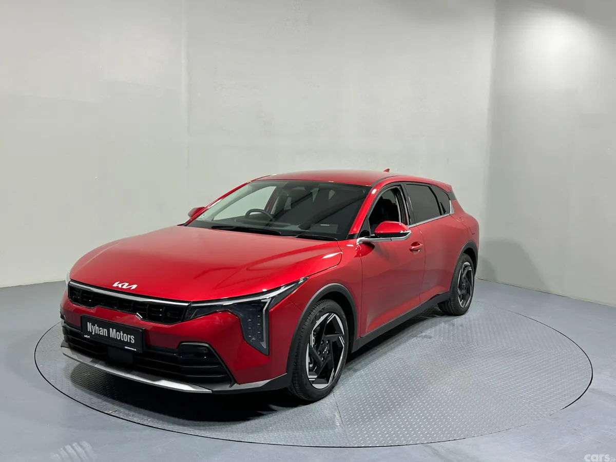 Kia K4 Hatchback, Petrol, 2026, Red