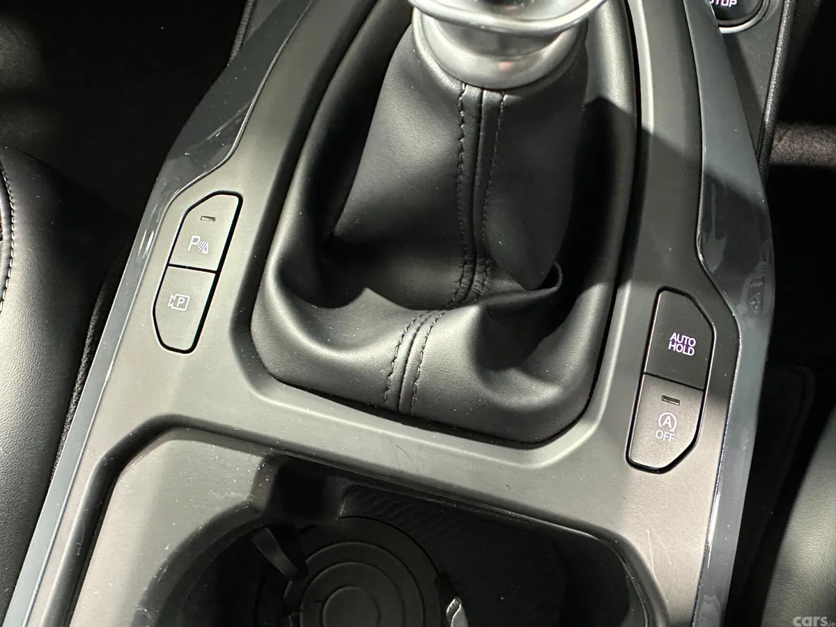 Kia K4 Hatchback, Petrol, 2026, Red