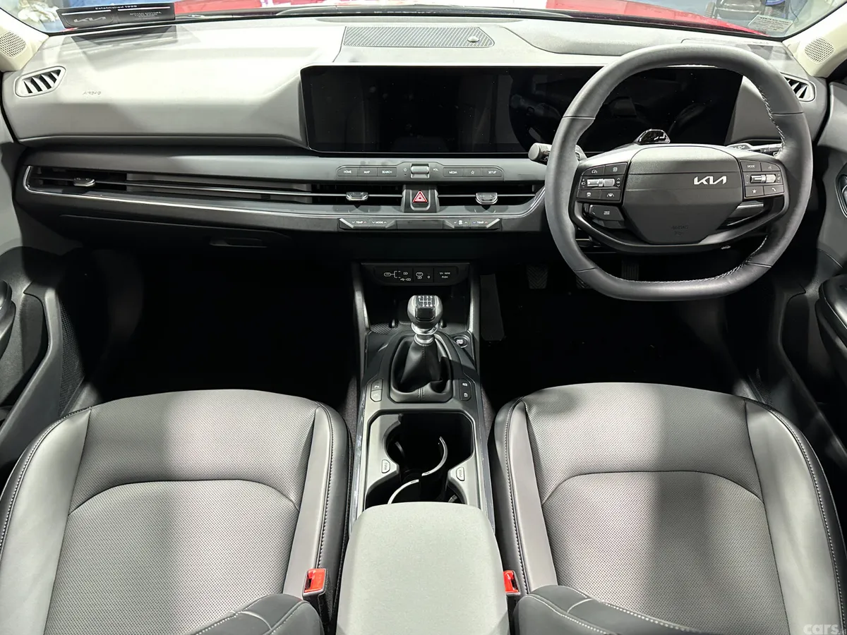 Kia K4 Hatchback, Petrol, 2026, Red