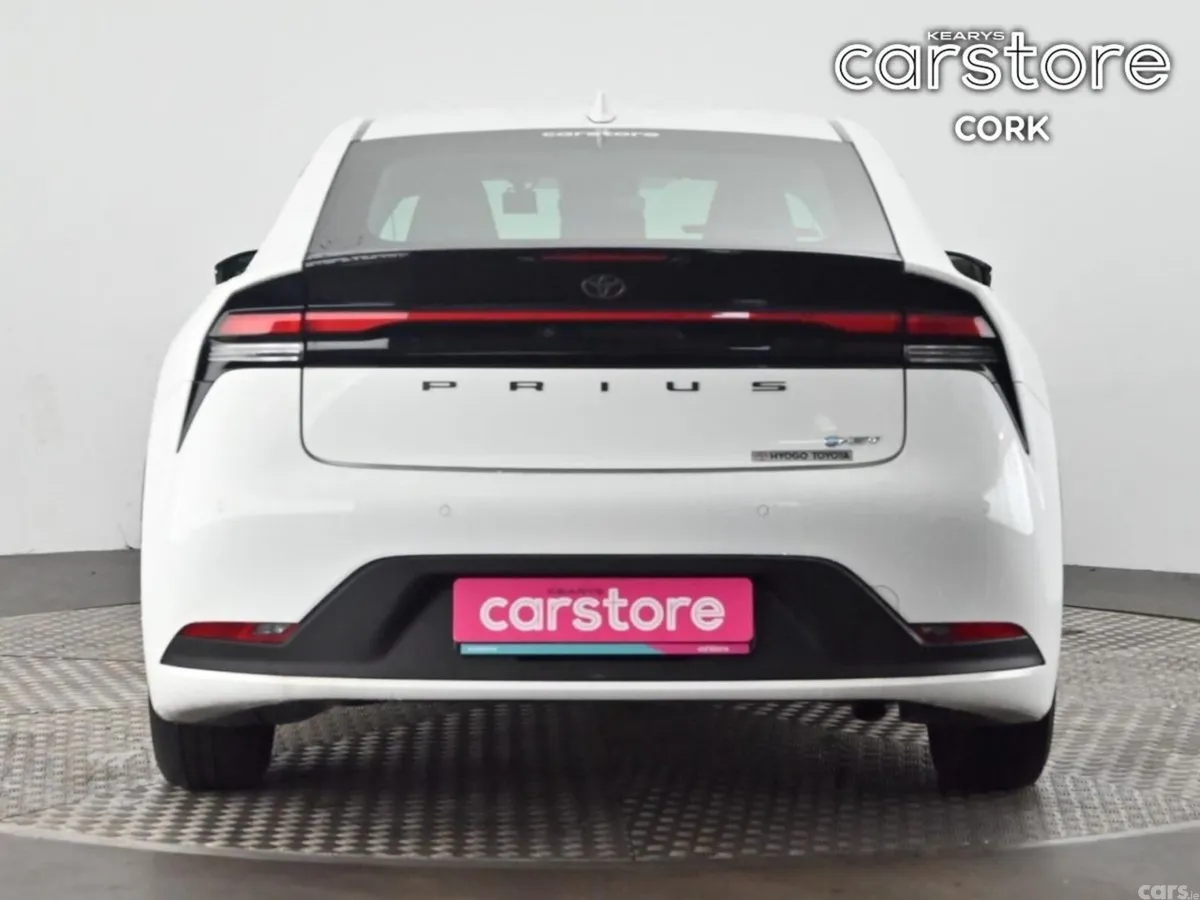 Toyota Prius Hatchback, Petrol Hybrid, 2023, White