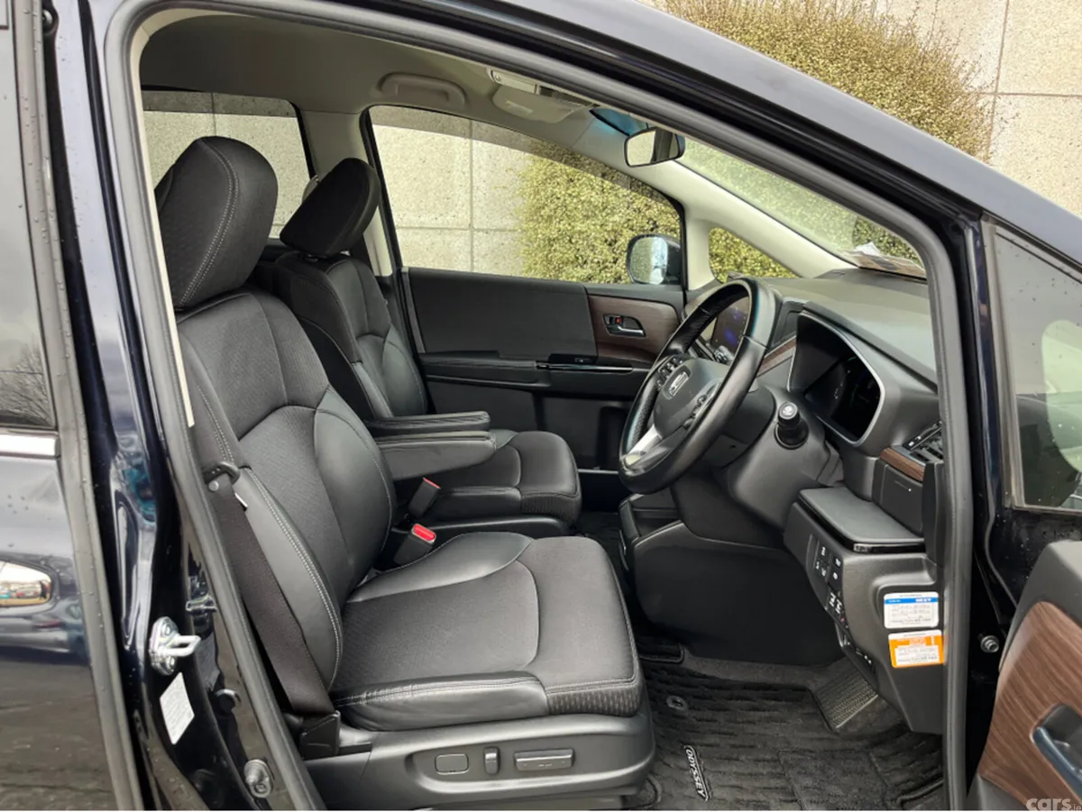 Honda Odyssey MPV, Petrol Hybrid, 2021, Black