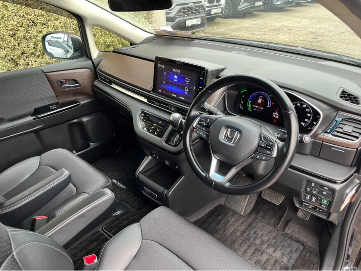 Honda Odyssey MPV, Petrol Hybrid, 2021, Black