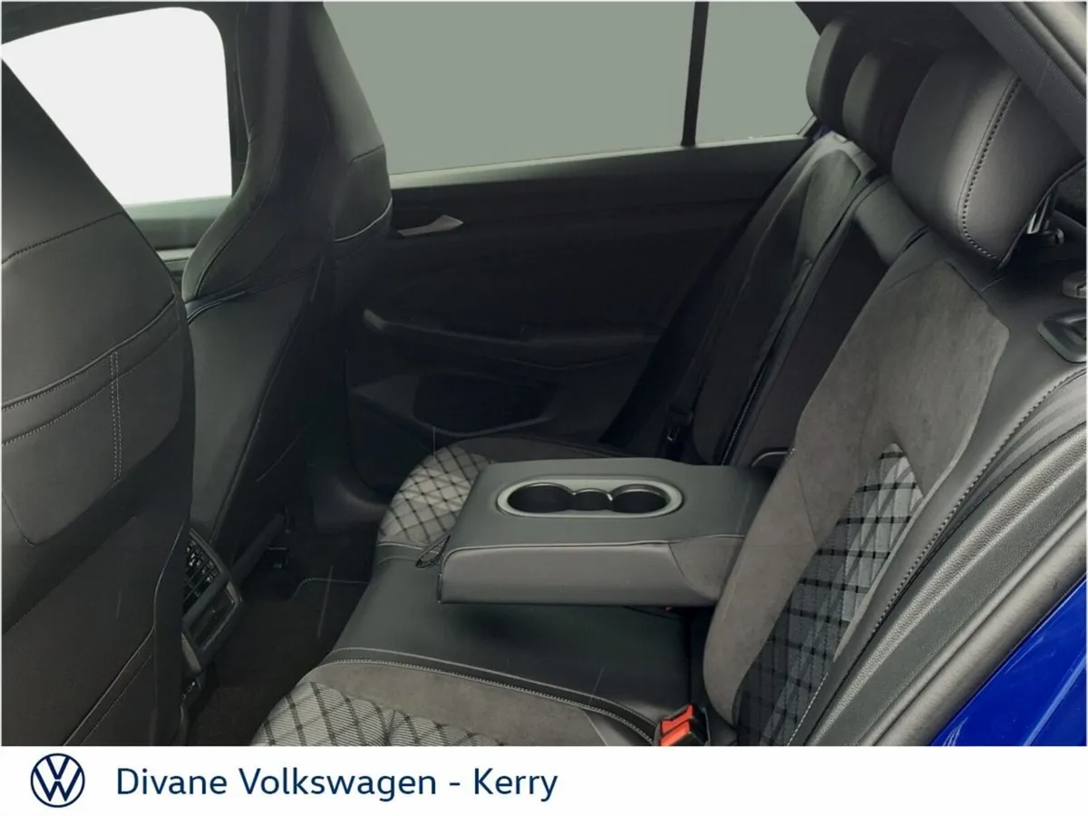 Volkswagen Golf Hatchback, Diesel, 2027, Blue