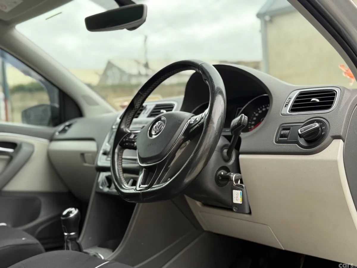 Volkswagen Polo Hatchback, Petrol, 2015, Silver