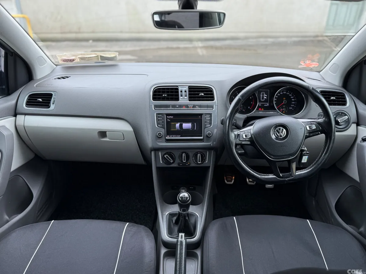 Volkswagen Polo Hatchback, Petrol, 2015, Silver