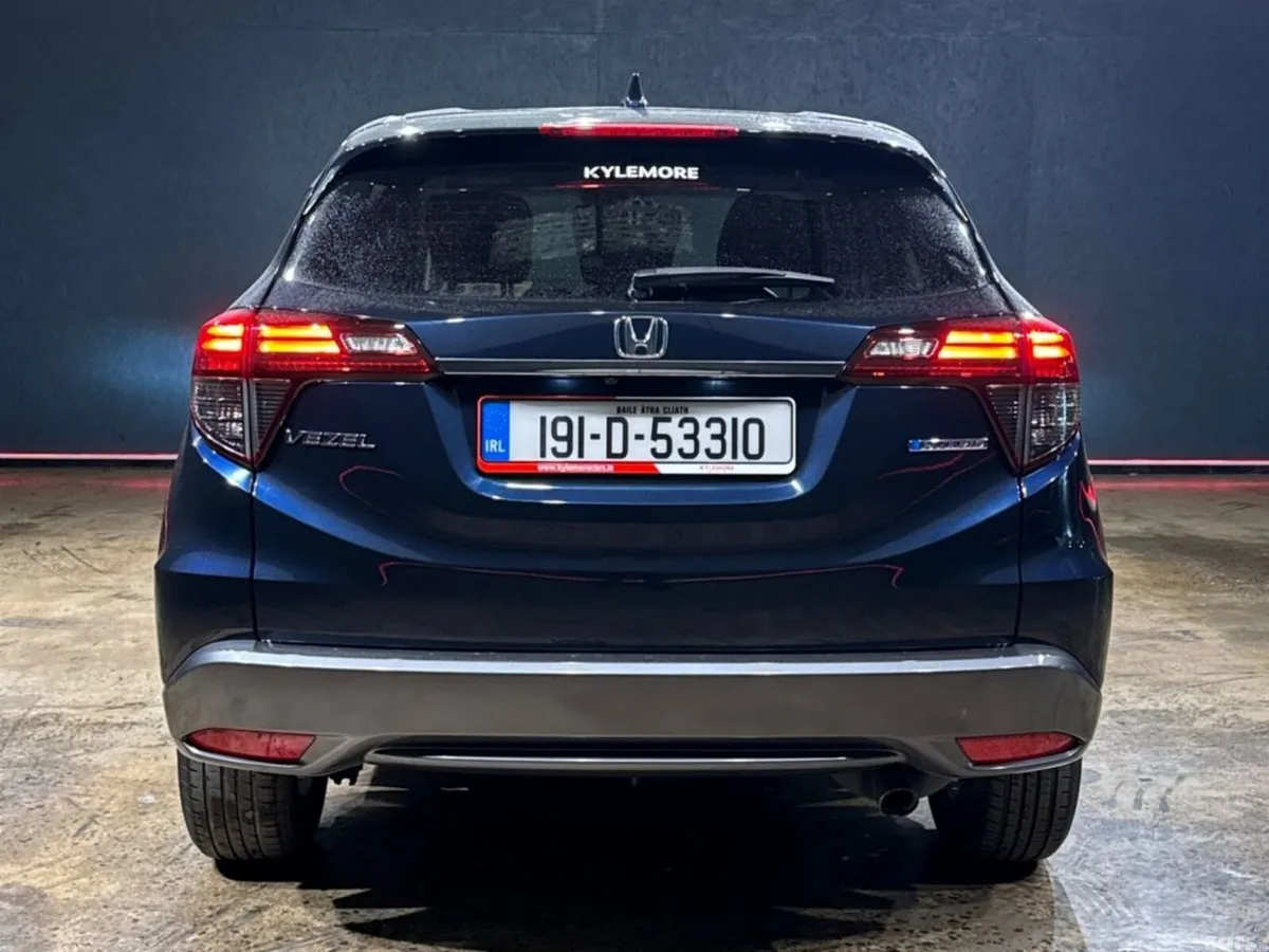 Honda Vezel SUV, Petrol Hybrid, 2019, Blue