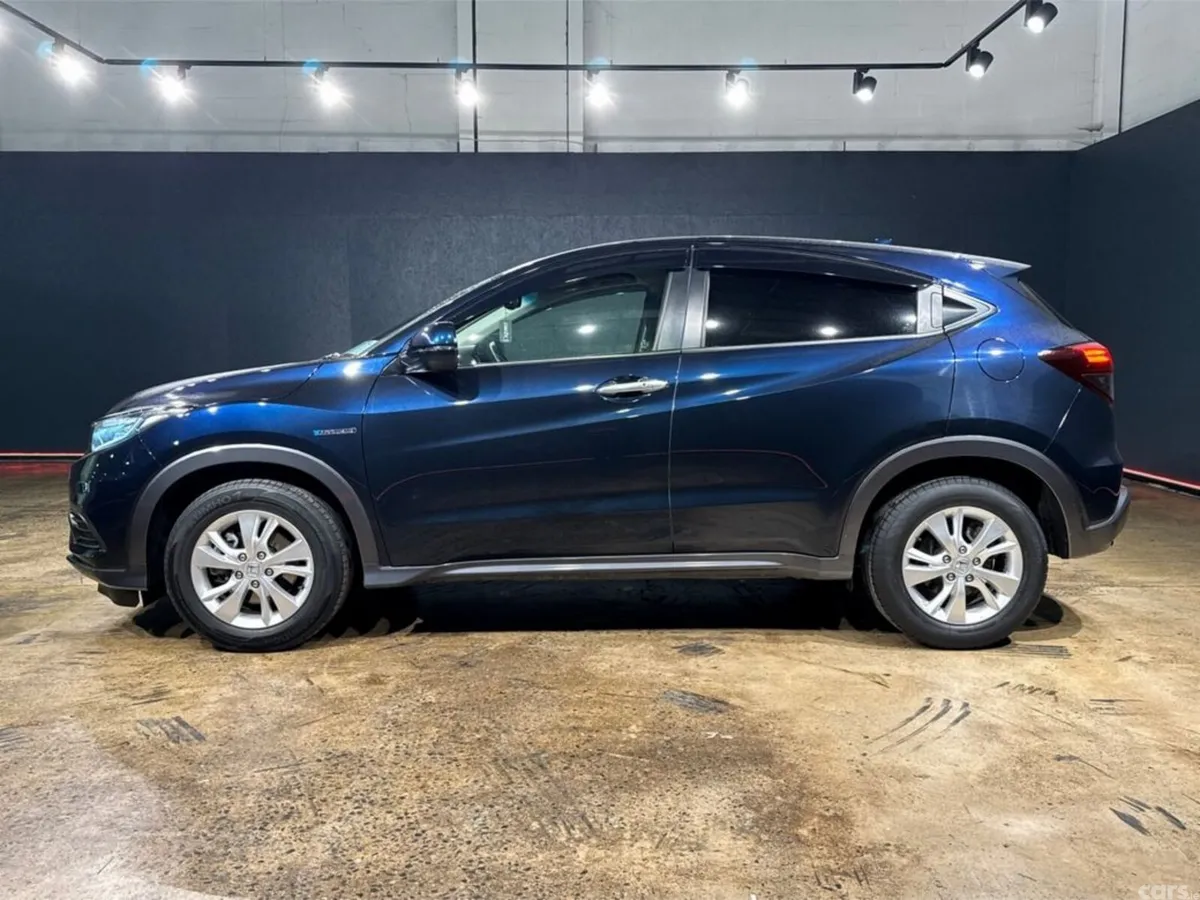Honda Vezel SUV, Petrol Hybrid, 2019, Blue