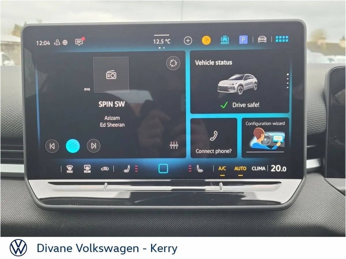 Volkswagen T-Roc SUV, Petrol Hybrid, 2027, Black