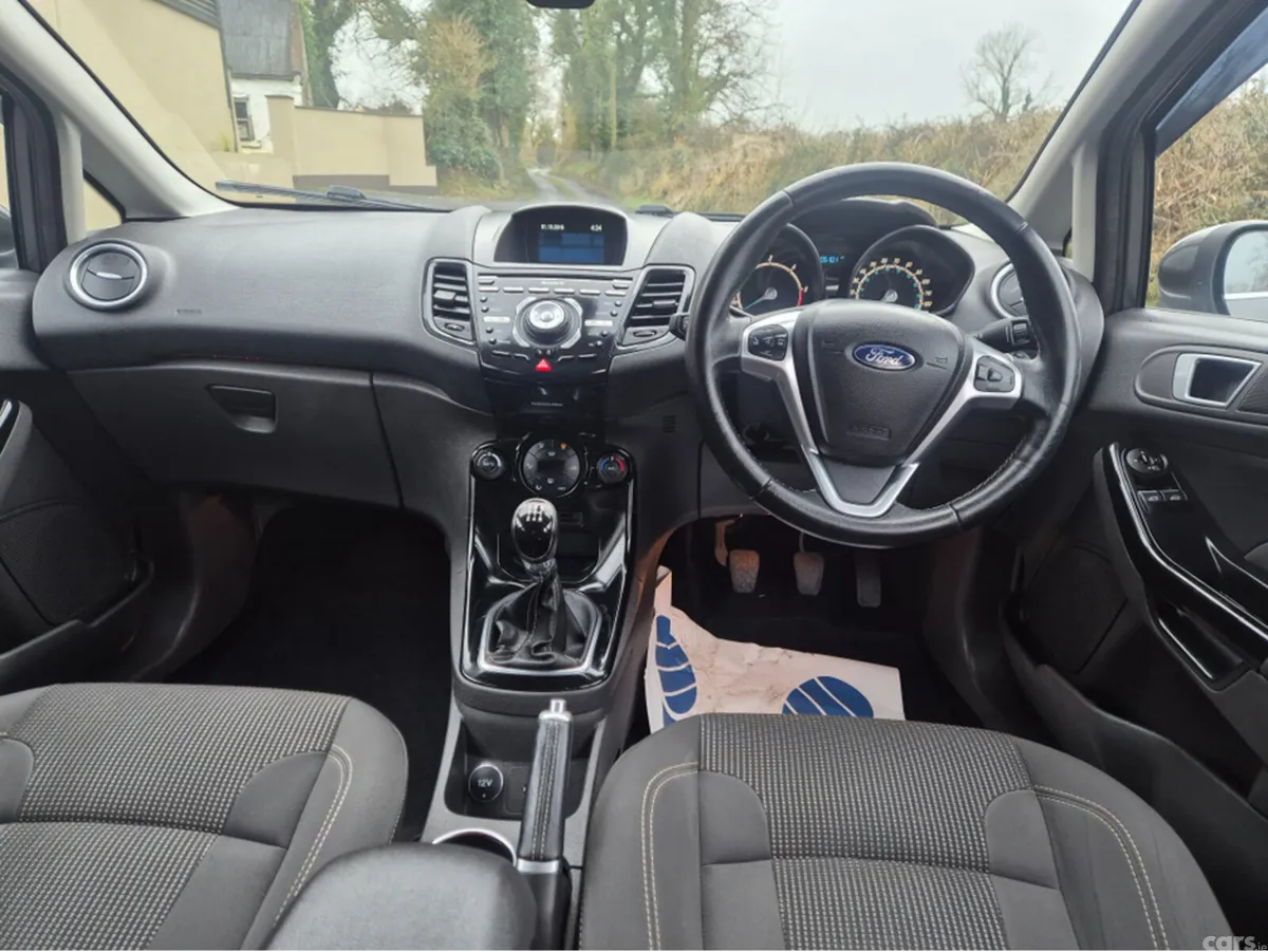 Ford Fiesta Hatchback, Diesel, 2016, Grey