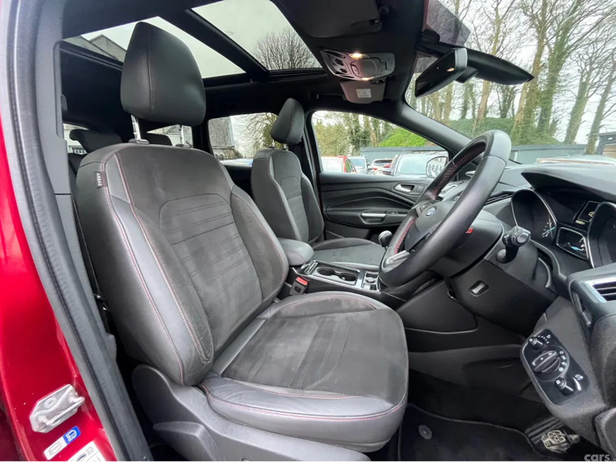 Ford Kuga SUV, Diesel, 2018, Red