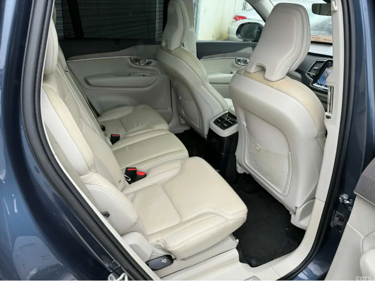 Volvo XC90 MPV, Petrol Plug-in Hybrid, 2023, Blue