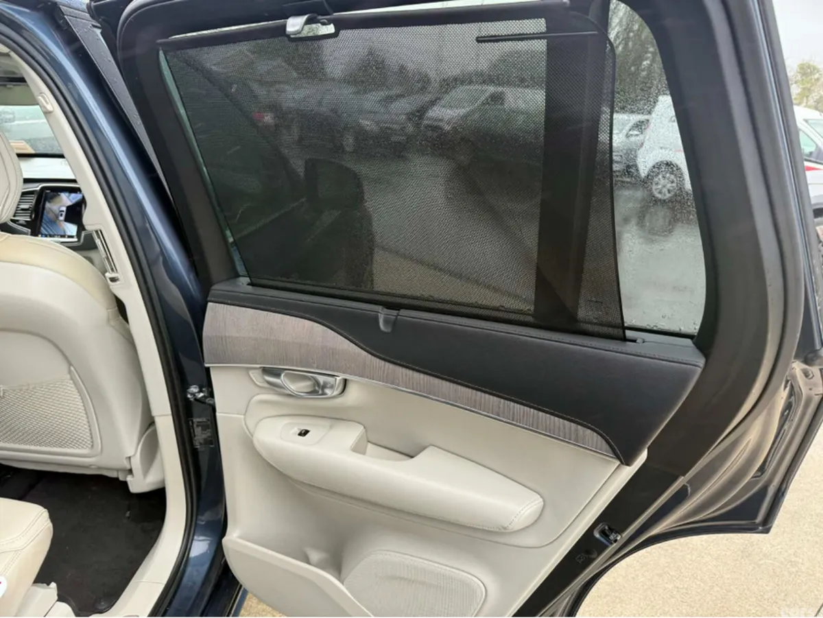 Volvo XC90 MPV, Petrol Plug-in Hybrid, 2023, Blue