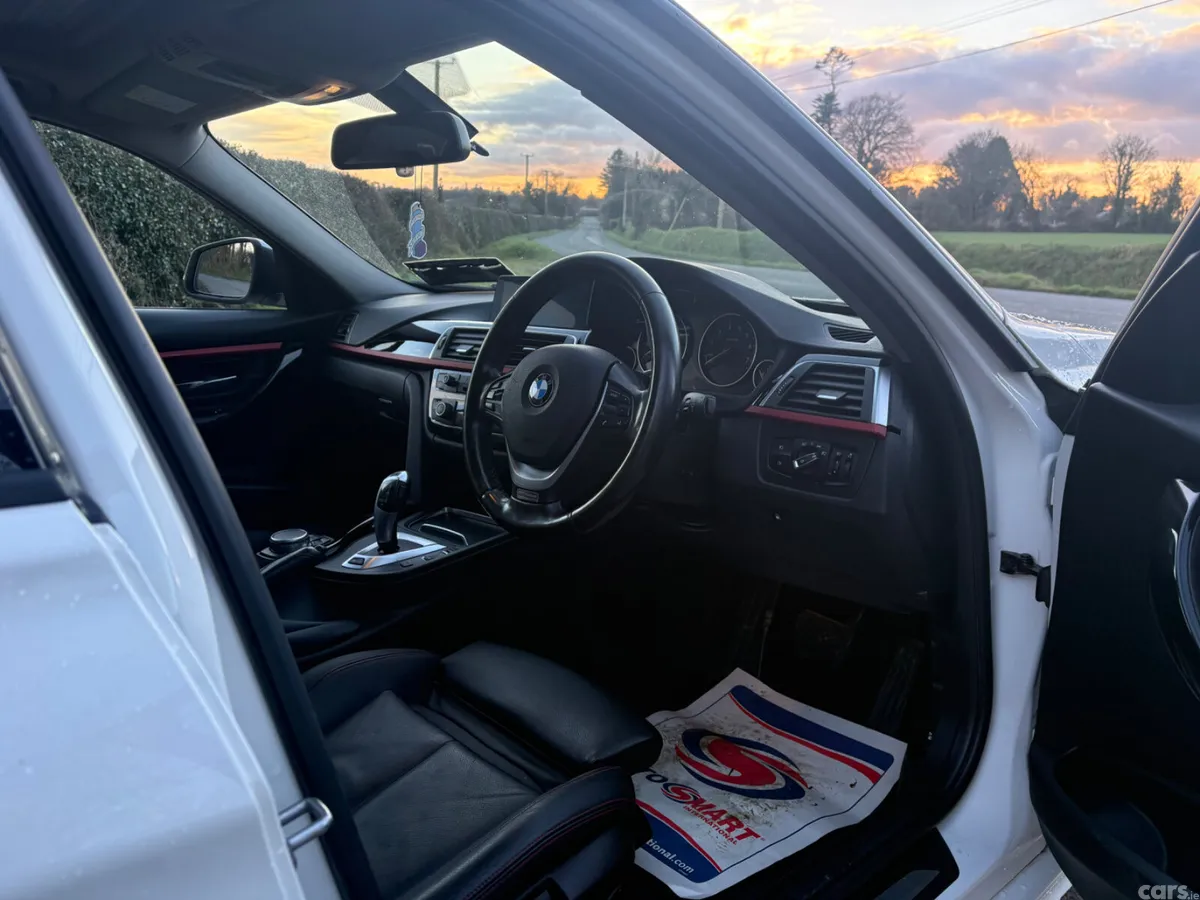 BMW 3-Series Saloon, Petrol Plug-in Hybrid, 2016, White
