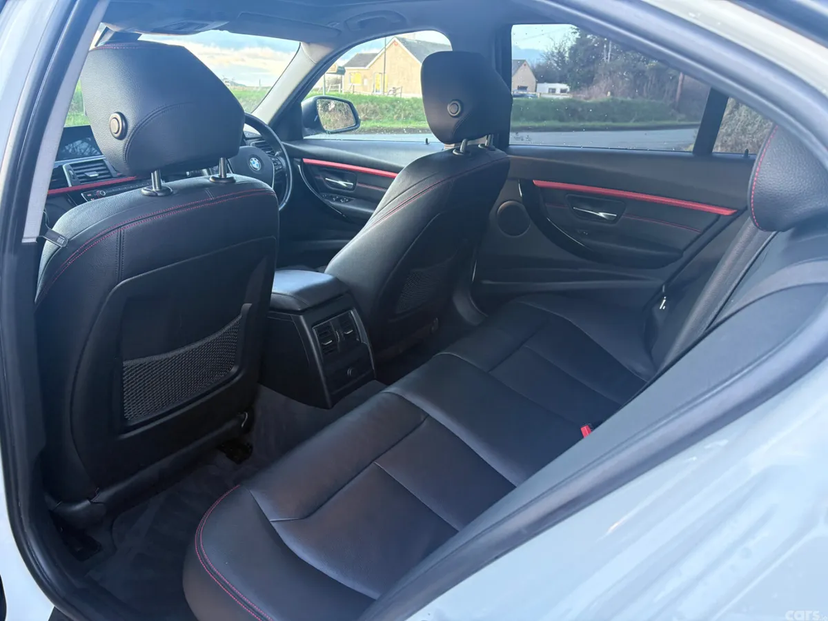 BMW 3-Series Saloon, Petrol Plug-in Hybrid, 2016, White