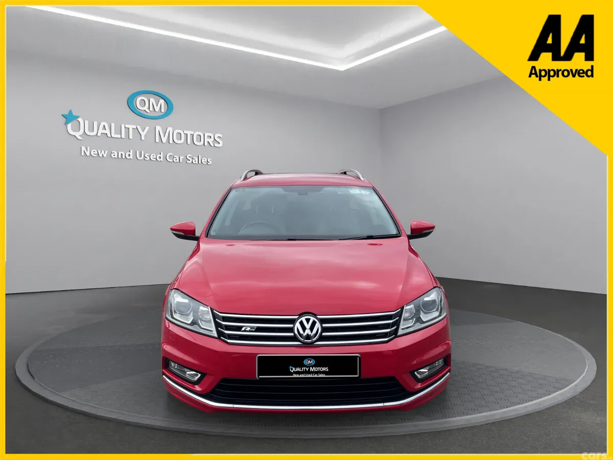 Volkswagen Passat Estate, Petrol, 2015, Red