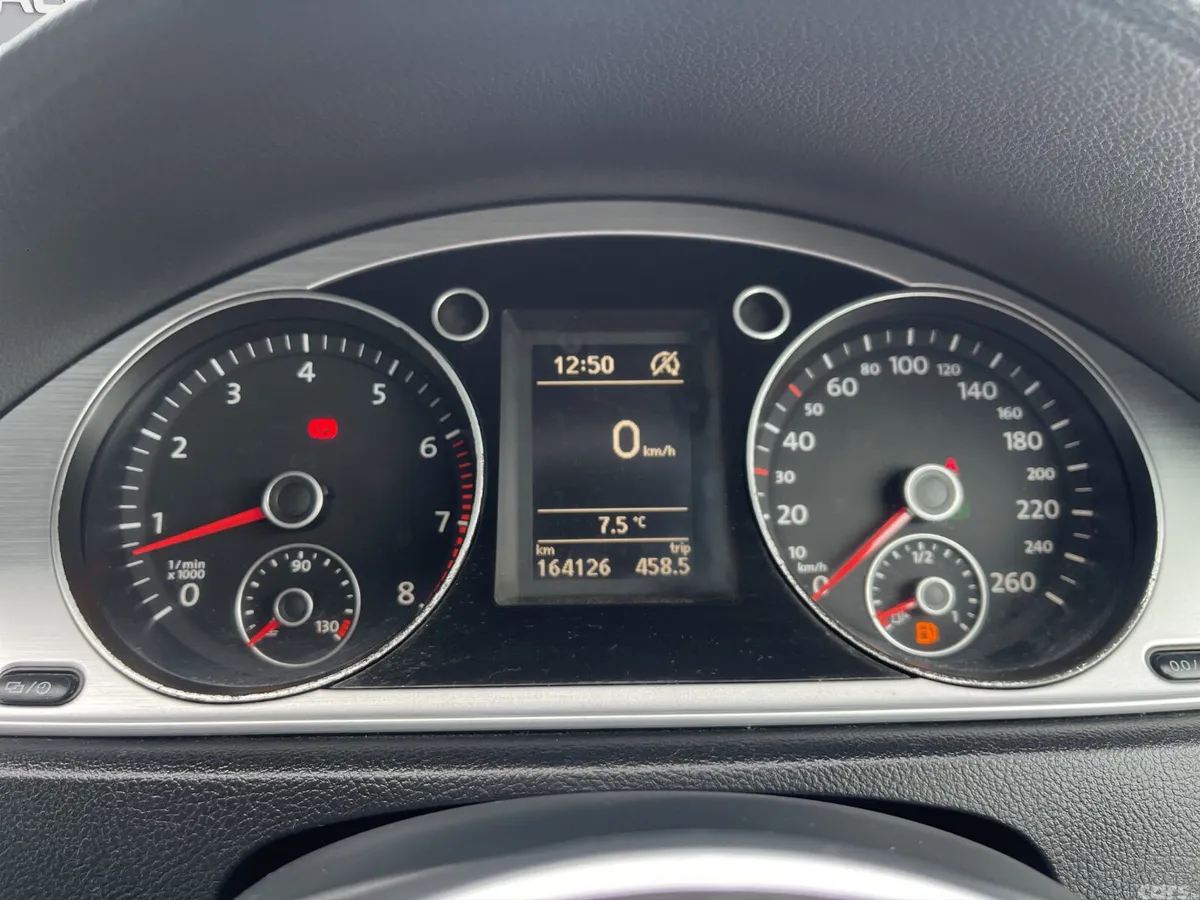 Volkswagen Passat Estate, Petrol, 2015, Red