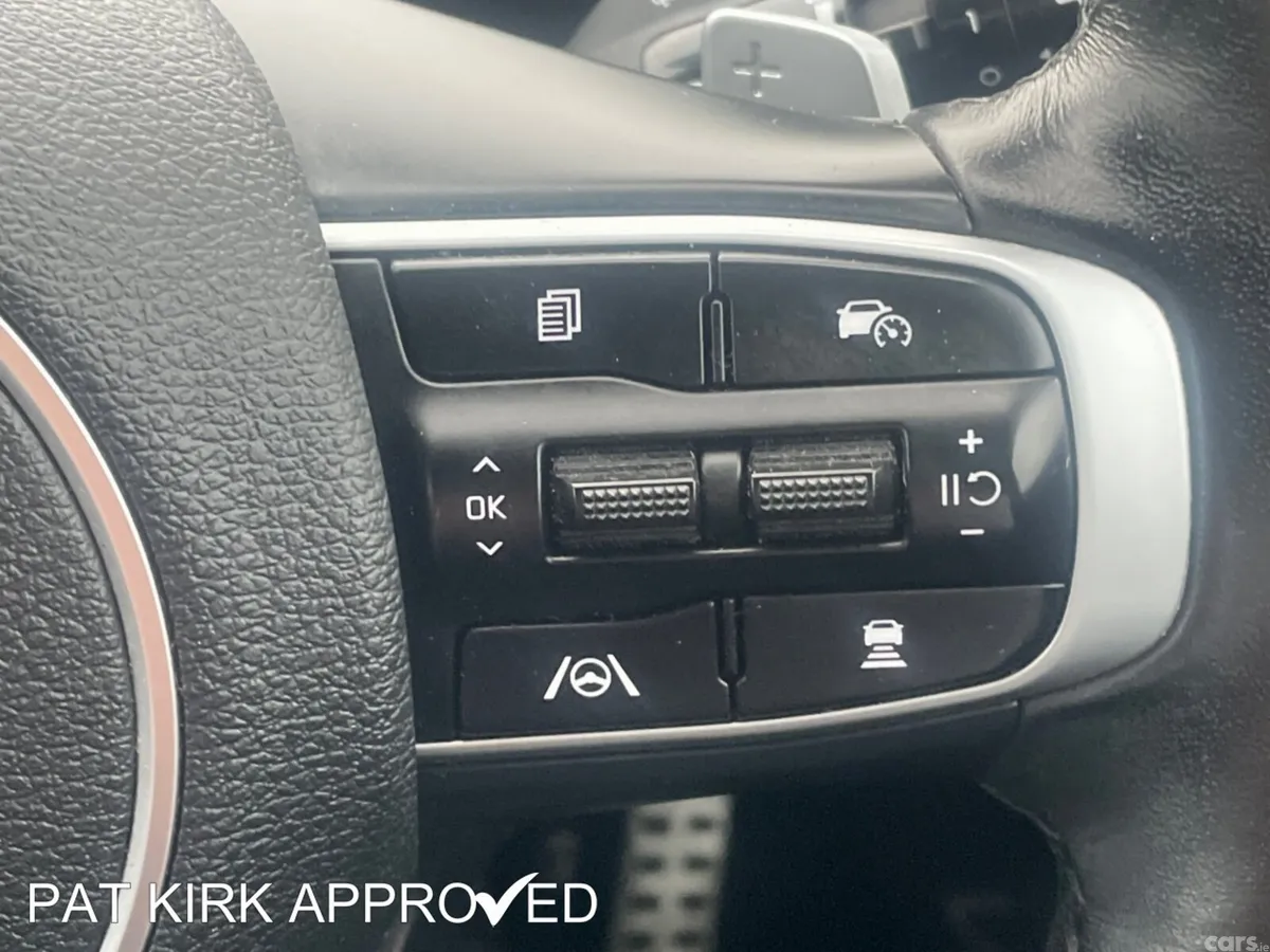 Kia Sportage Estate, Petrol Hybrid, 2023, White