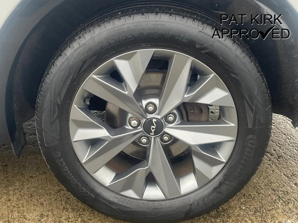 Kia Sportage Estate, Petrol Hybrid, 2023, White
