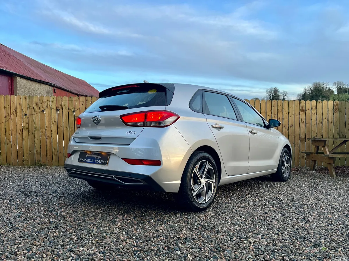 Hyundai i30 Hatchback, Diesel Hybrid, 2021, Silver