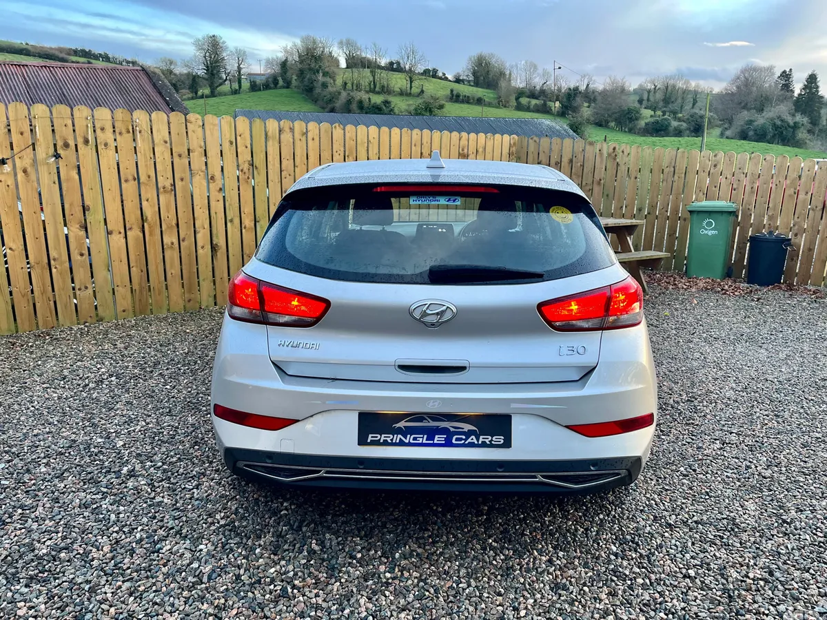 Hyundai i30 Hatchback, Diesel Hybrid, 2021, Silver
