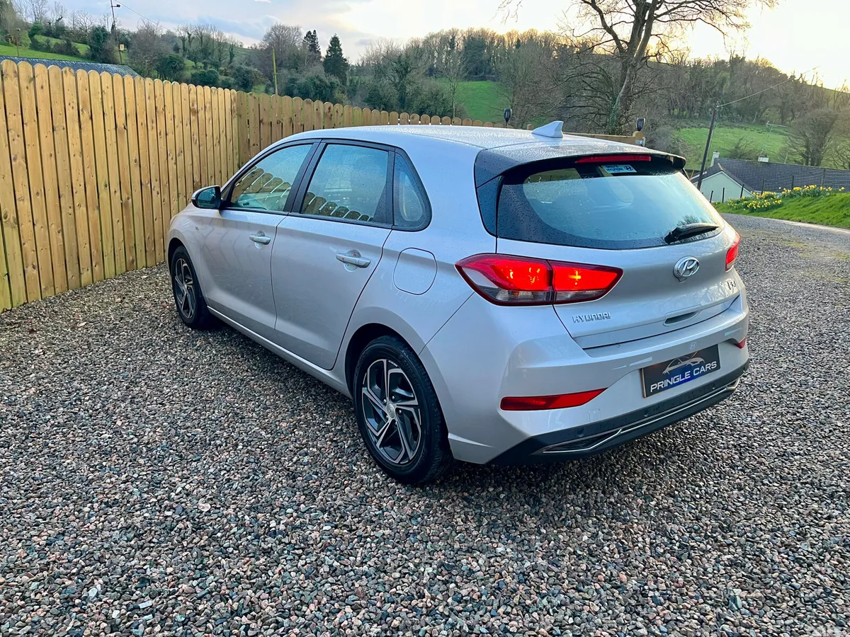 Hyundai i30 Hatchback, Diesel Hybrid, 2021, Silver