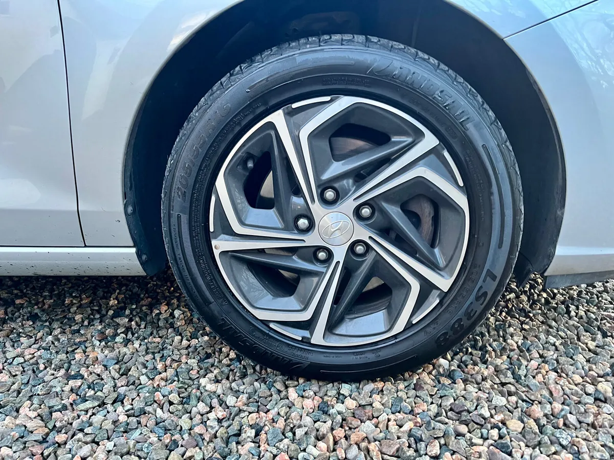 Hyundai i30 Hatchback, Diesel Hybrid, 2021, Silver