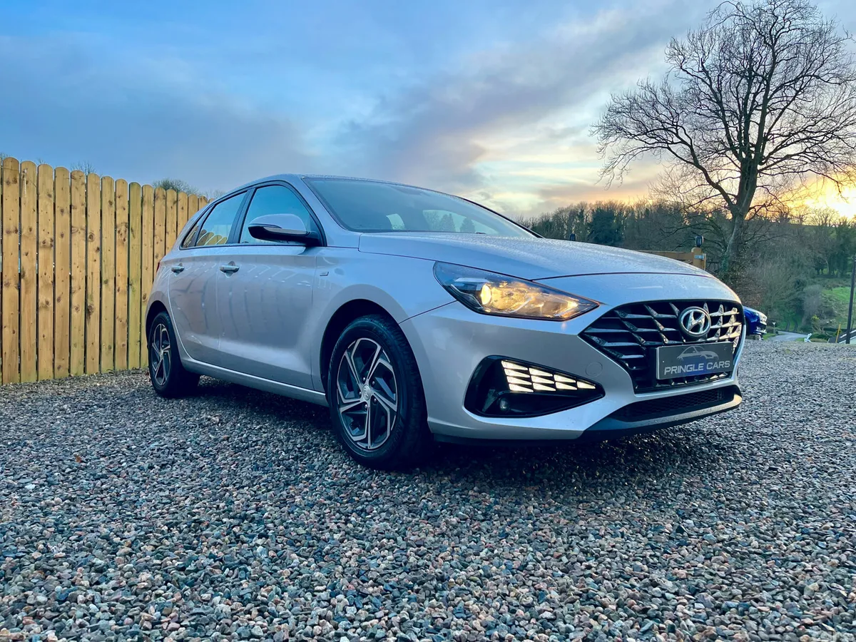 Hyundai i30 Hatchback, Diesel Hybrid, 2021, Silver