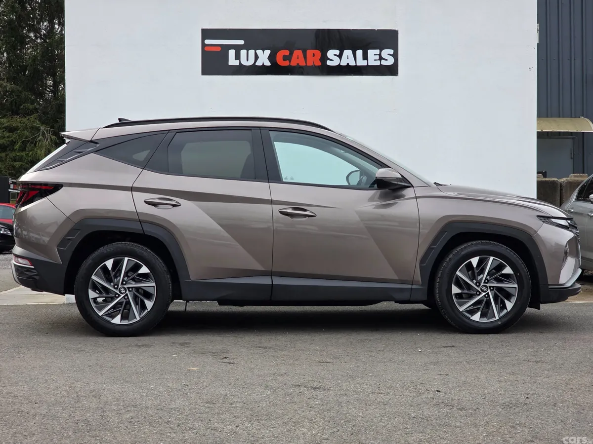 Hyundai Tucson SUV, Diesel, 2022, Brown