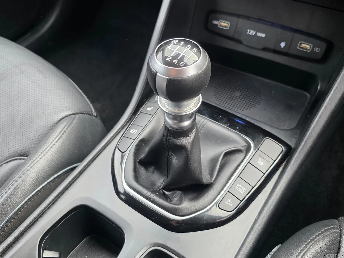 Hyundai Tucson SUV, Diesel, 2022, Brown