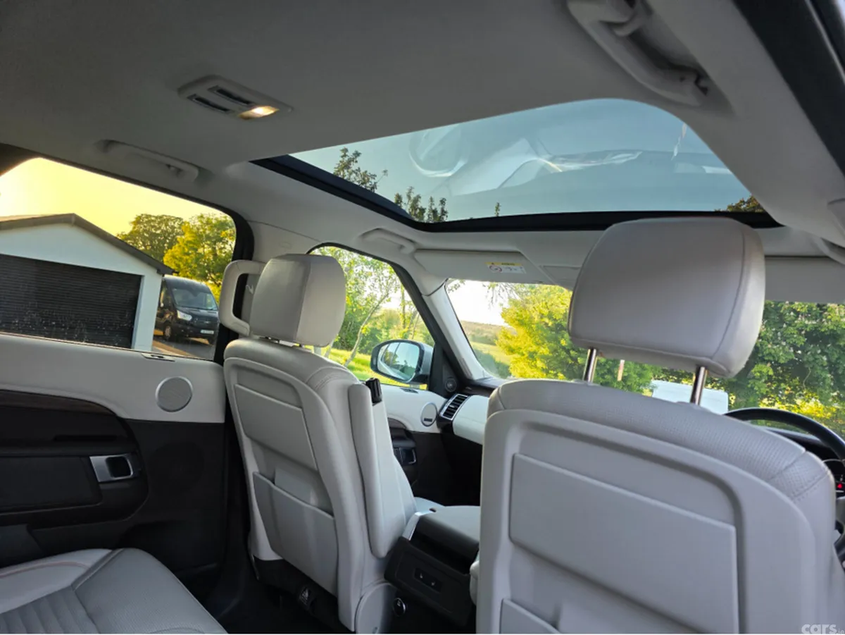 Land Rover Discovery SUV, Diesel, 2017, Gold