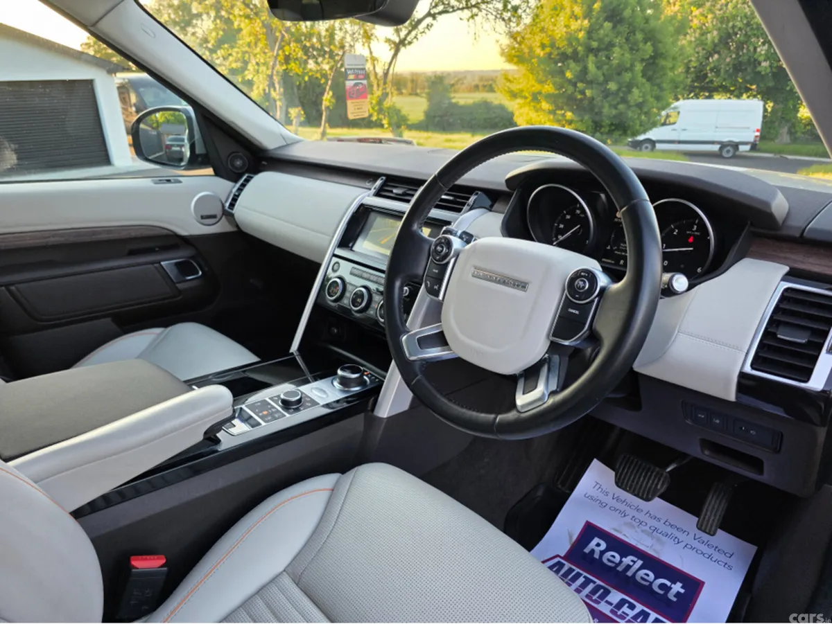 Land Rover Discovery SUV, Diesel, 2017, Gold