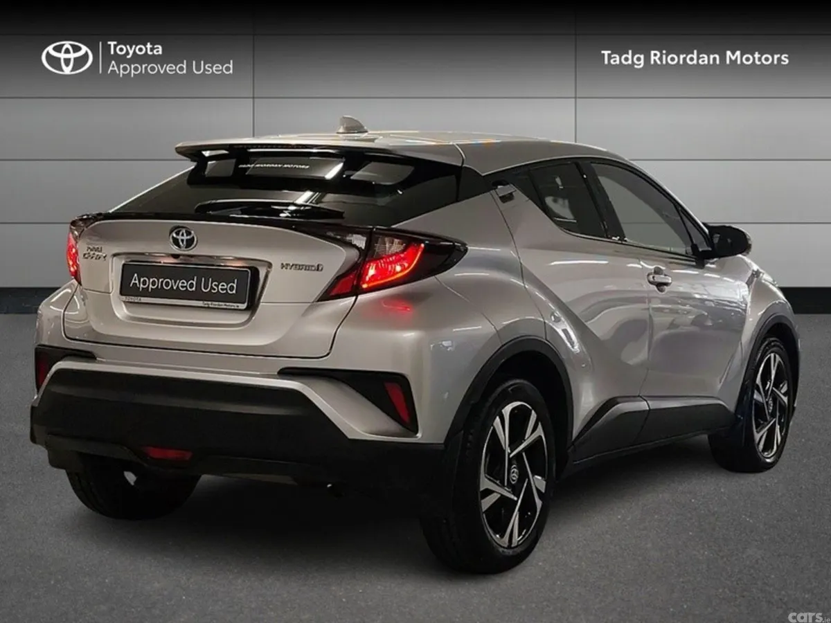 Toyota C-HR SUV, Petrol Hybrid, 2023, Grey