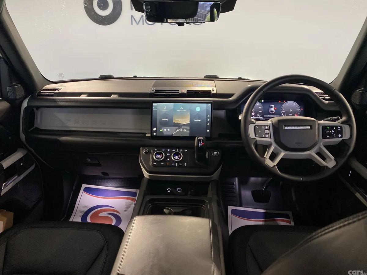 Land Rover Defender SUV, Diesel Hybrid, 2024, Grey