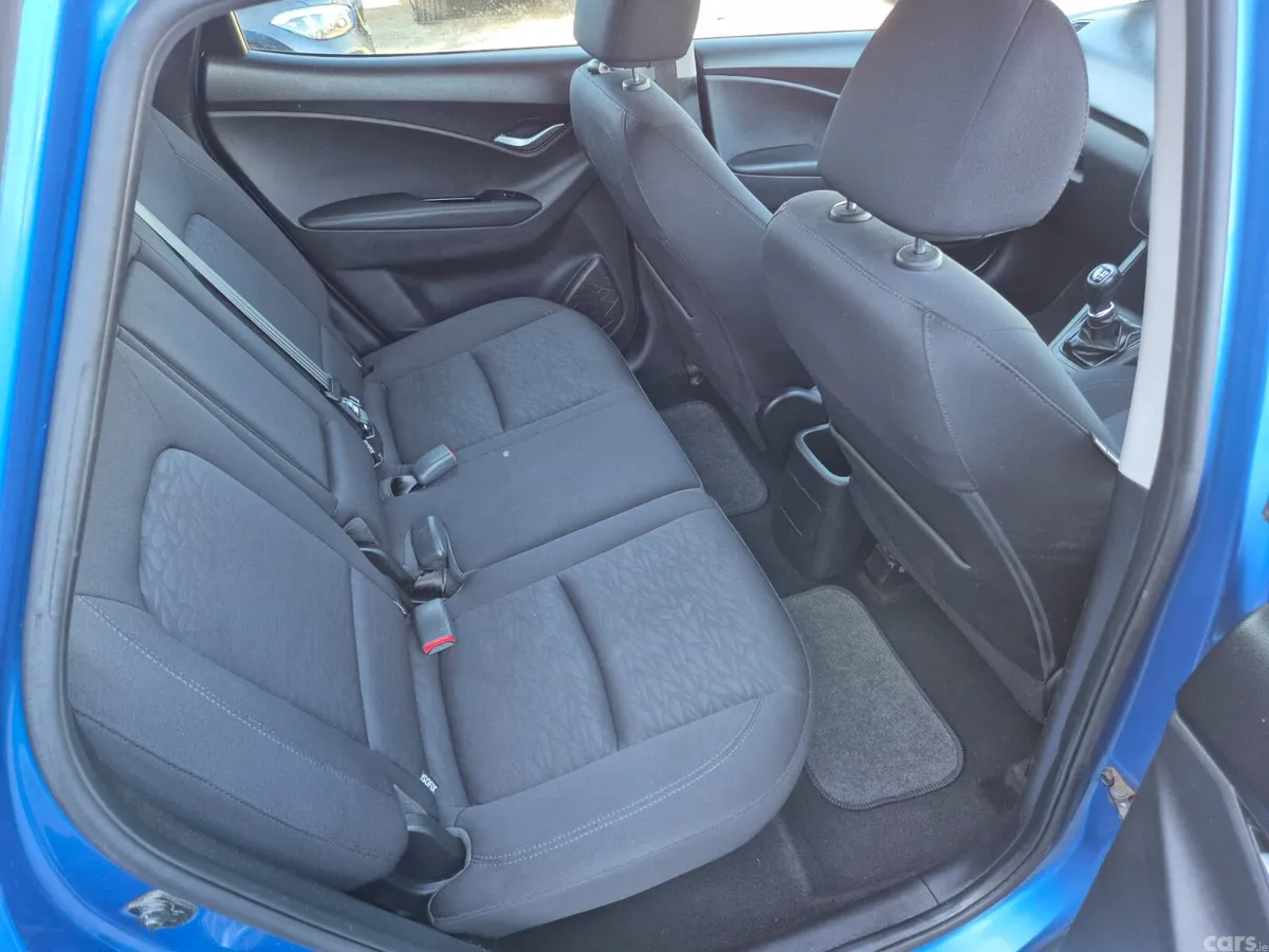 Hyundai ix20 MPV, Diesel, 2017, Blue