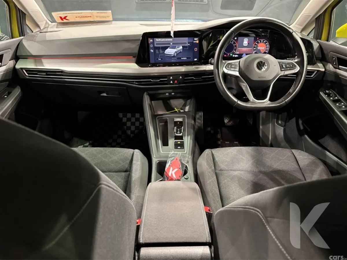 Volkswagen Golf Hatchback, Petrol Hybrid, 2021, Yellow