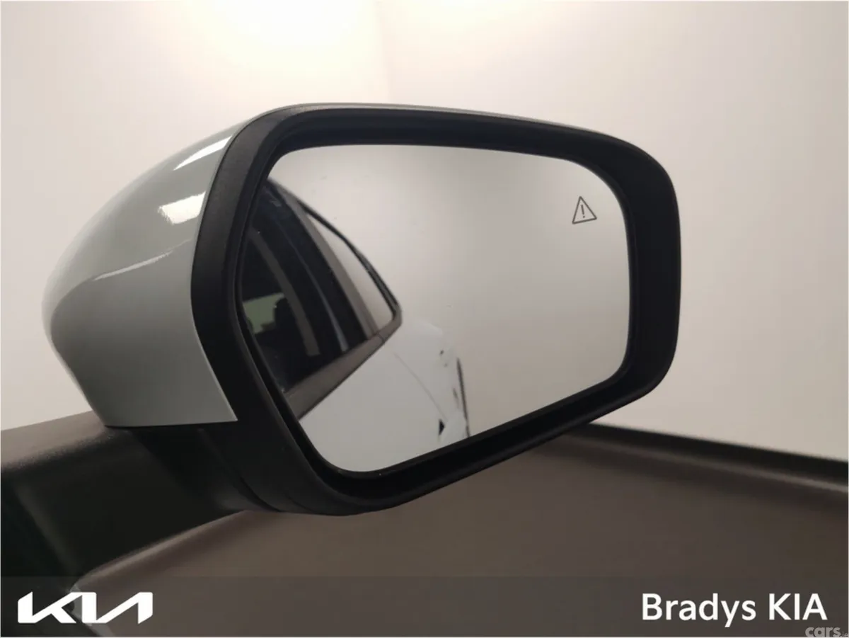 Kia EV4 Hatchback, Electric, 2026, White