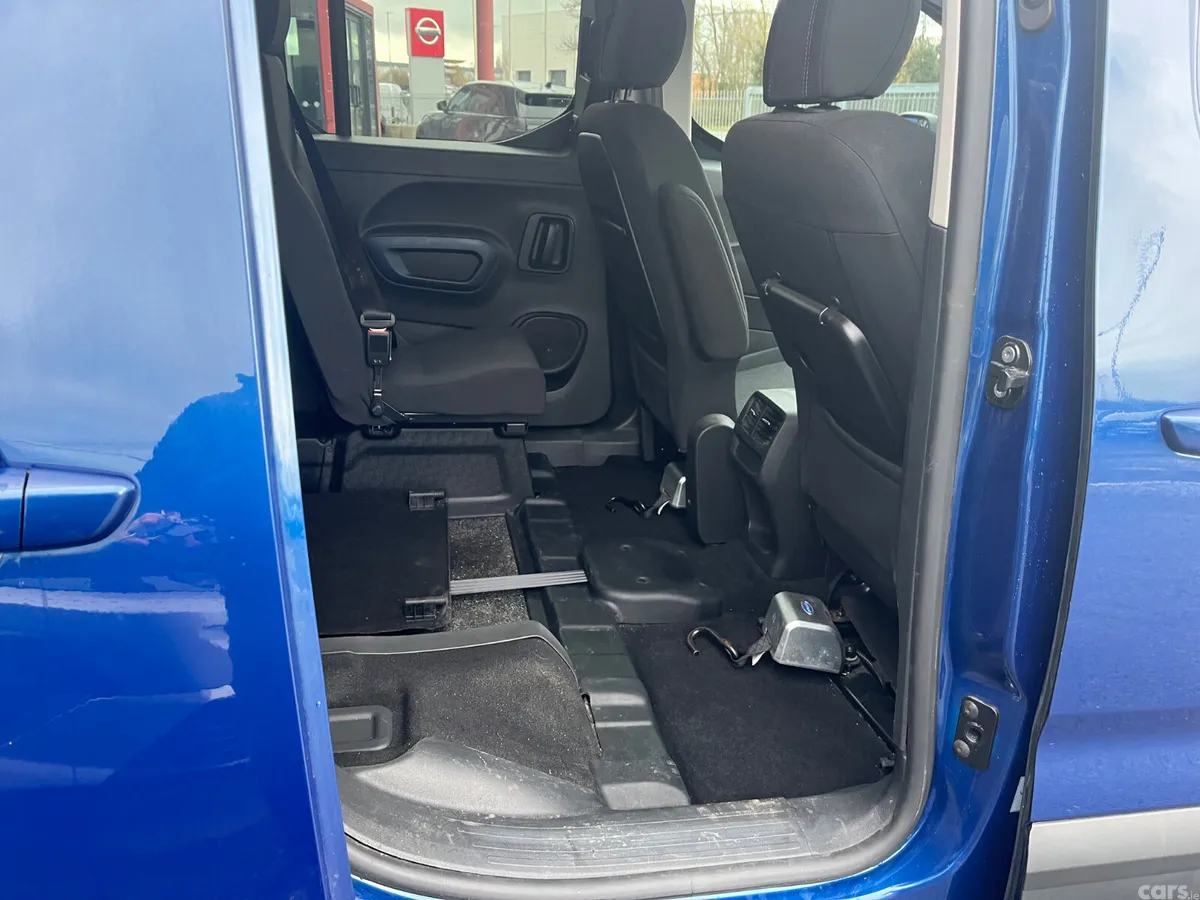 Peugeot Rifter MPV, Diesel, 2022, Blue