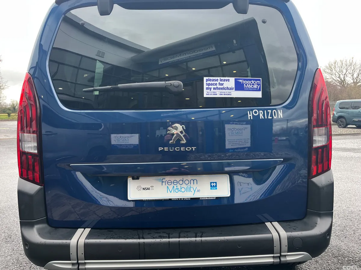 Peugeot Rifter MPV, Diesel, 2022, Blue