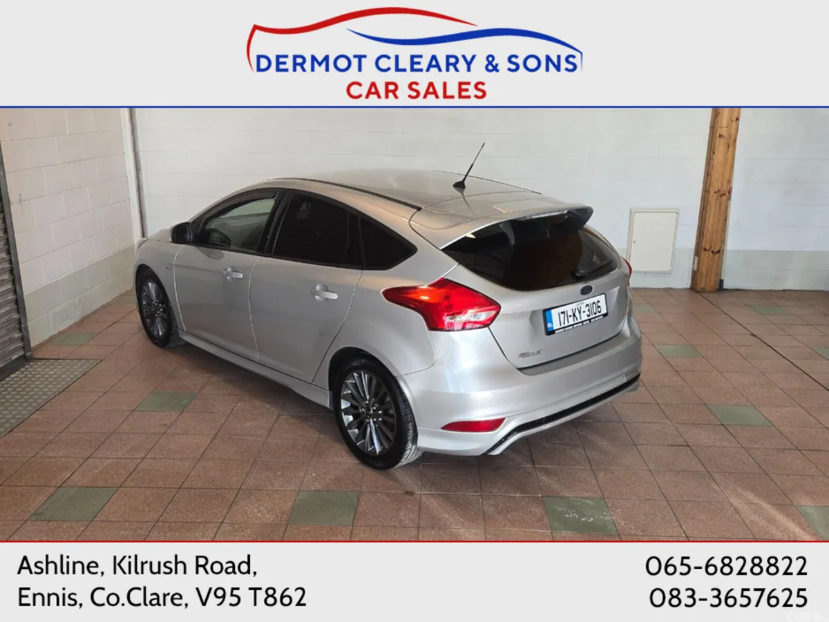Ford Focus Hatchback, Diesel, 2017, Silver