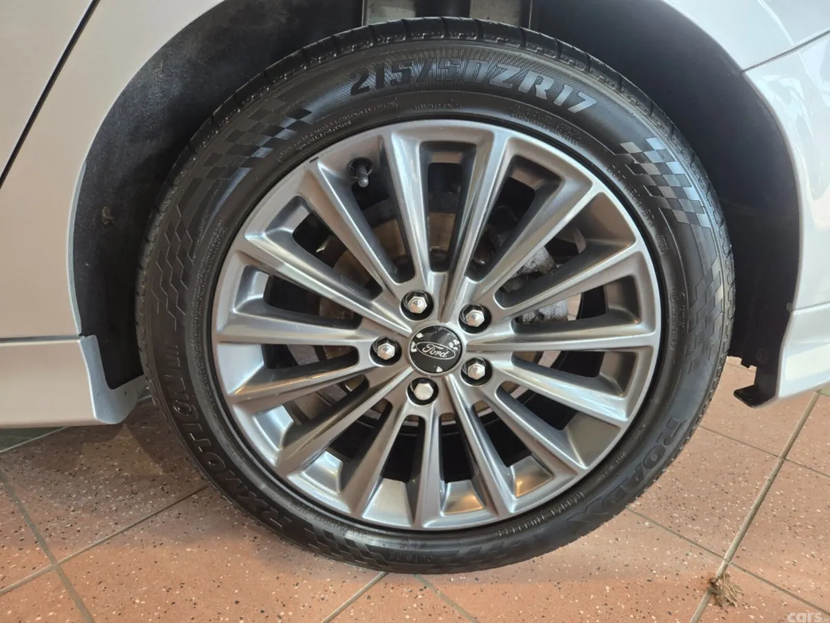 Ford Focus Hatchback, Diesel, 2017, Silver