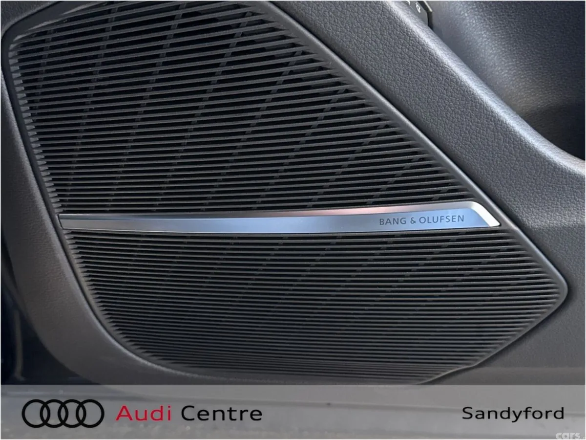 Audi Q8 SUV, Petrol Plug-in Hybrid, 2026, Grey