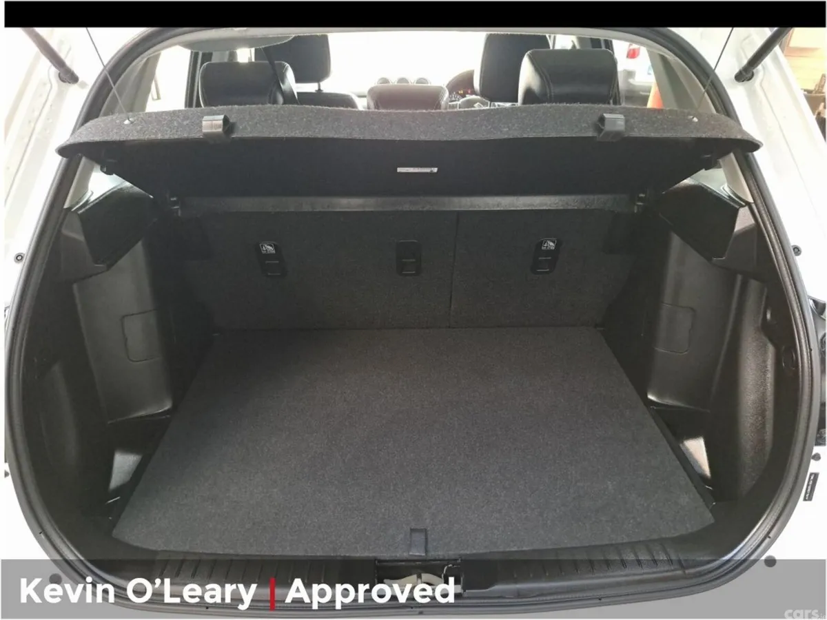 Suzuki Vitara SUV, Petrol, 2023, White