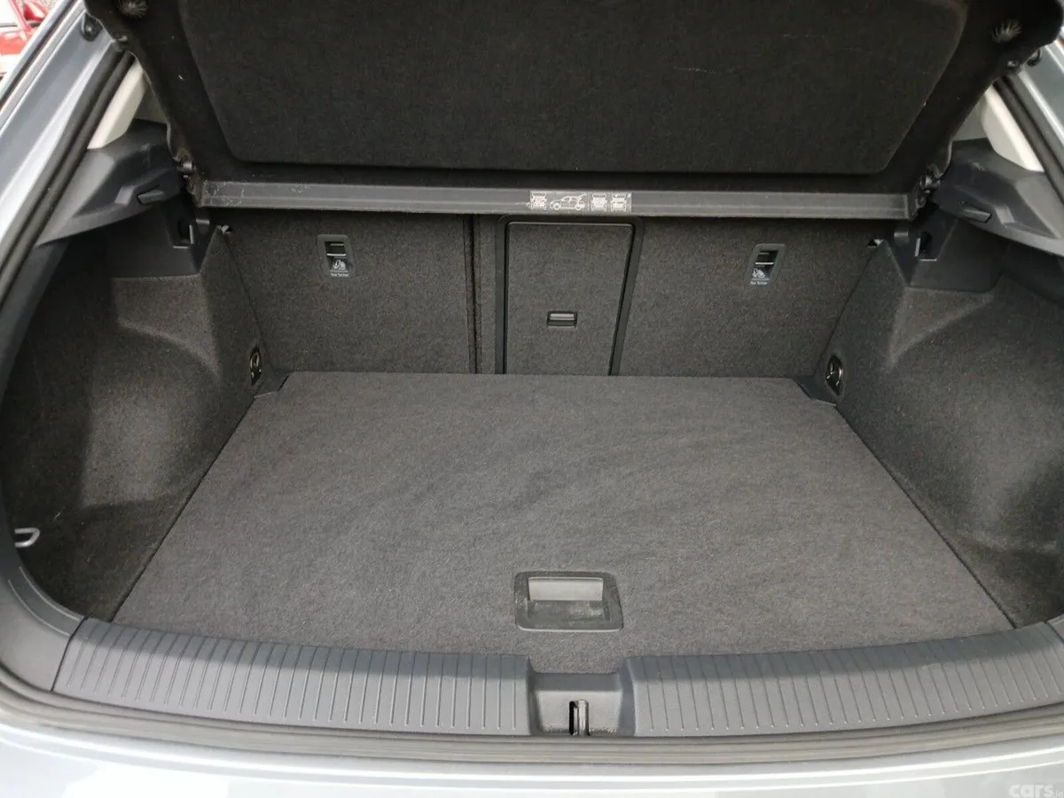 Volkswagen T-Roc SUV, Diesel, 2024, Silver
